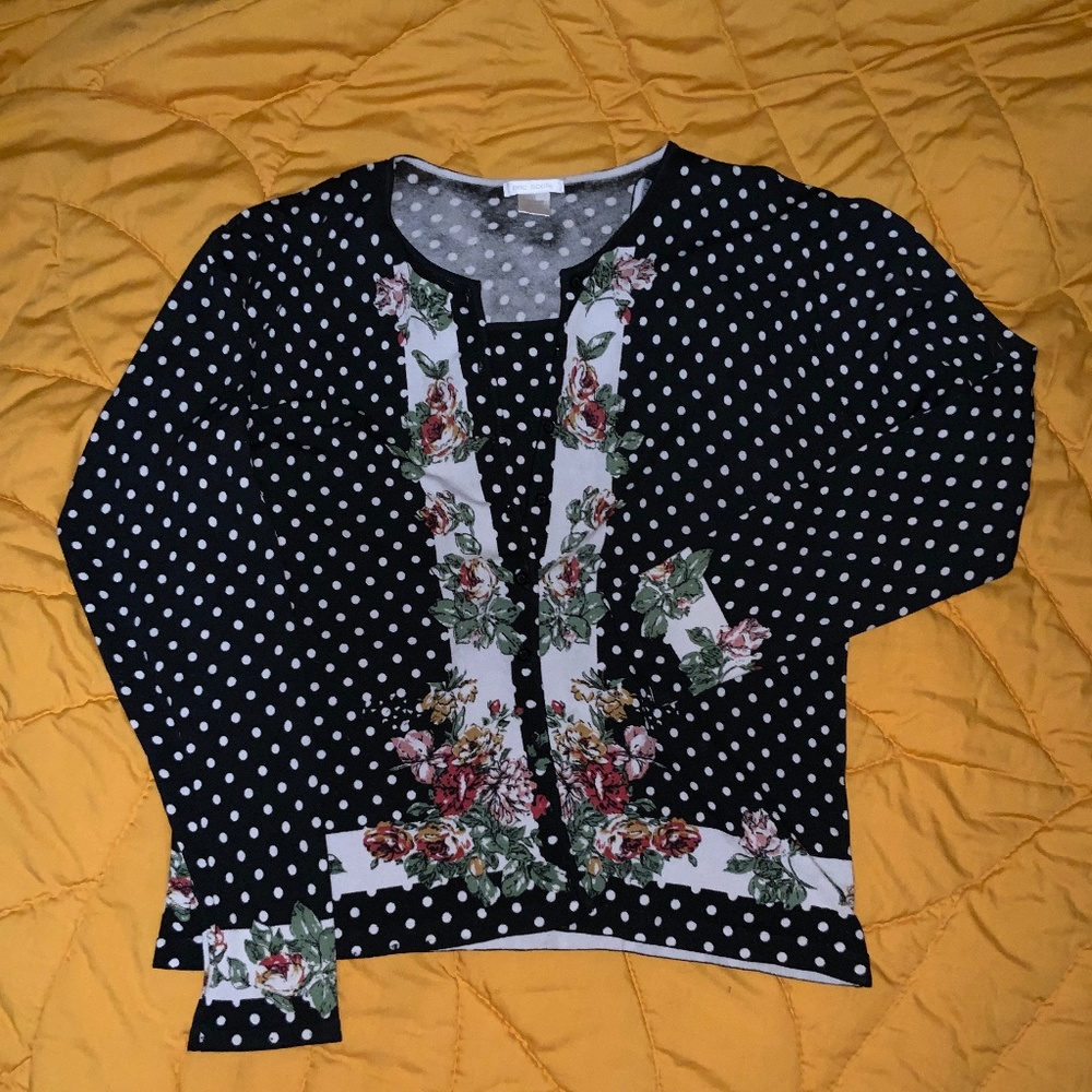 Black and white polkadotted set